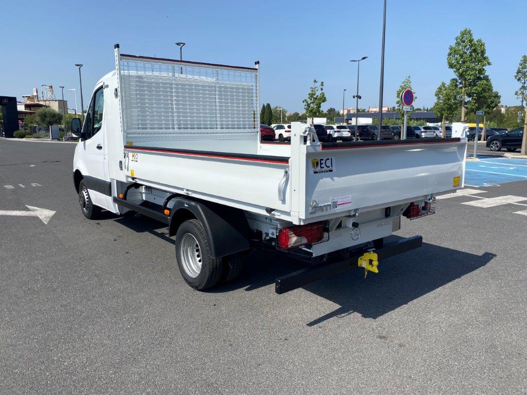 Leasing utilitaire camion benne Mercedes Sprinter: accessible autoentrepreneur, société sans bilan jeune entreprise, avec FIMALOC