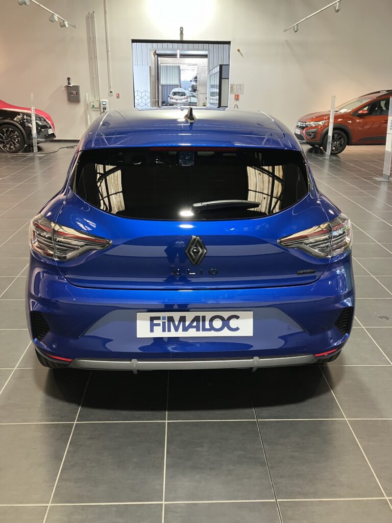 Leasing voiture professionnel Renault Clio e-tech full Hybrid Esprit Alpine, accessible auto entrepreneur, société sans bilan, jeune entreprise FIMALOC à TOULOUSE 