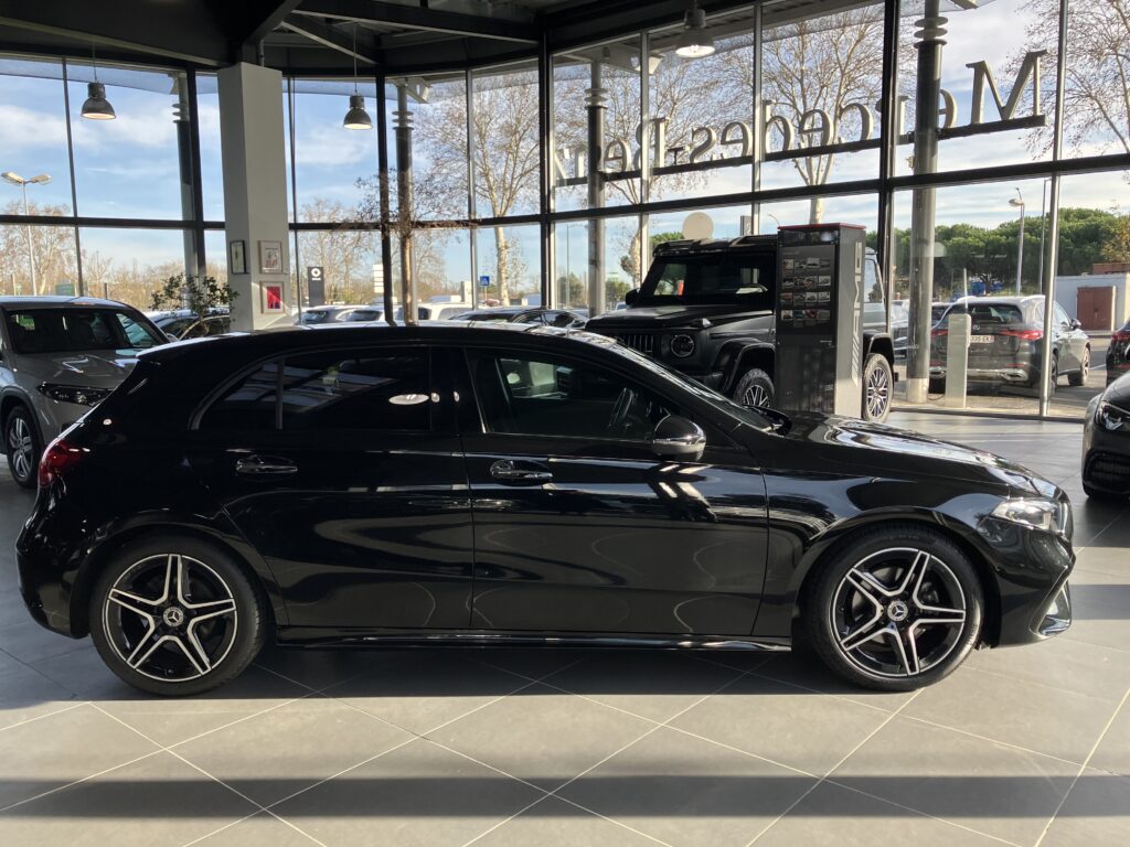 Leasing voiture professionnel Mercedes Classe A AMG accessible auto entrepreneur, société sans bilan jeune entreprise avec FIMALOC Toulouse et Occitanie (Montpelier, Nîmes, Perpignan...)
