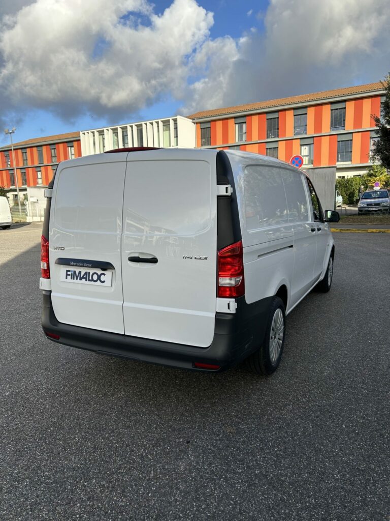 Leasing utilitaire professionnel MERCEDES VITO accessible auto entrepreneur, société sans bilan jeune entreprise avec FIMALOC TOULOUSE OCCITANIE