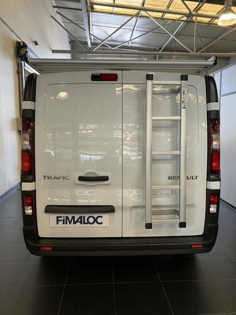 Leasing utilitaire professionnel Renault TRAFIC accessible auto entrepreneur, société sans bilan jeune entreprise avec FIMALOC Toulouse et Occitanie (Montpellier, Nîmes, Perpignan...)