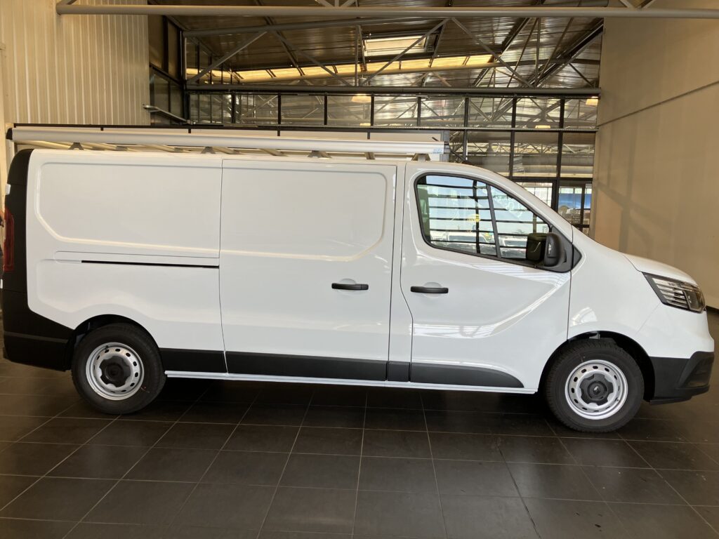 Leasing utilitaire professionnel Renault TRAFIC accessible auto entrepreneur, société sans bilan jeune entreprise avec FIMALOC Toulouse et Occitanie (Montpellier, Nîmes, Perpignan...)