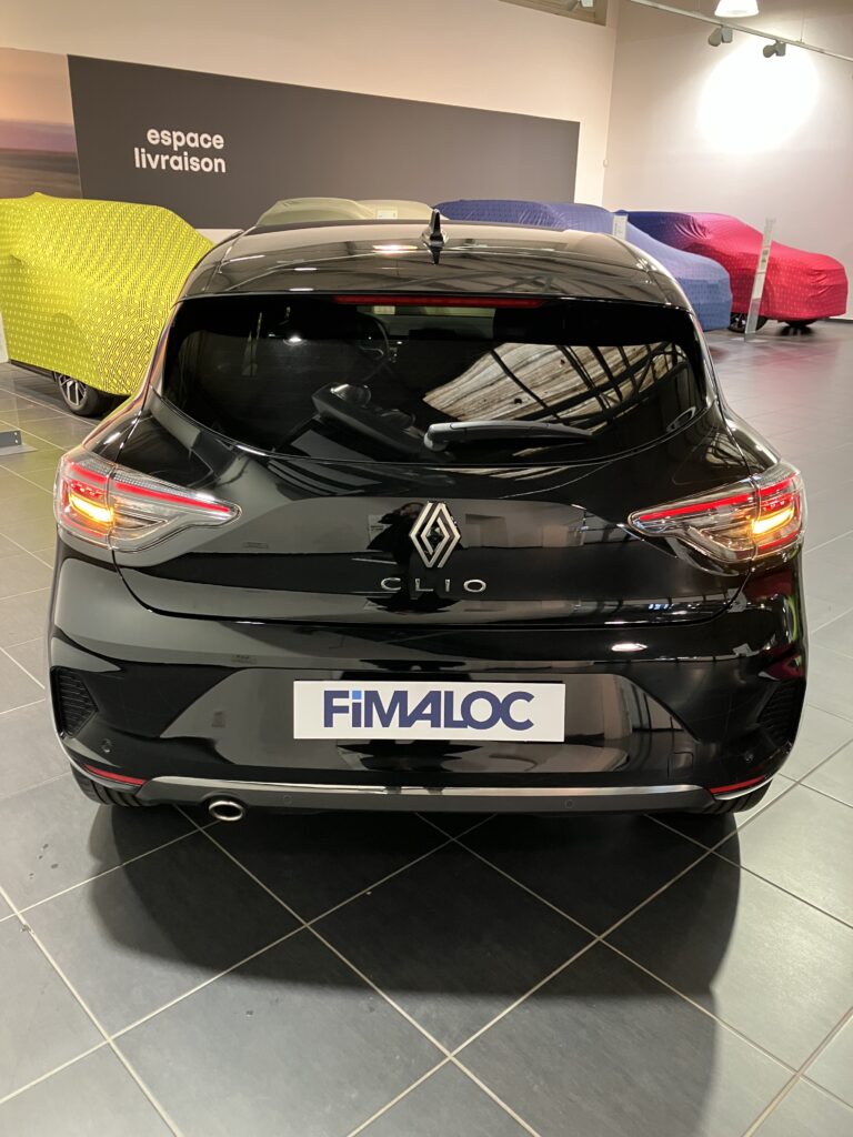 Leasing voiture professionnel Renault Clio accessible auto entrepreneur, société sans bilan jeune entreprise avec FIMALOC Toulouse Occitanie