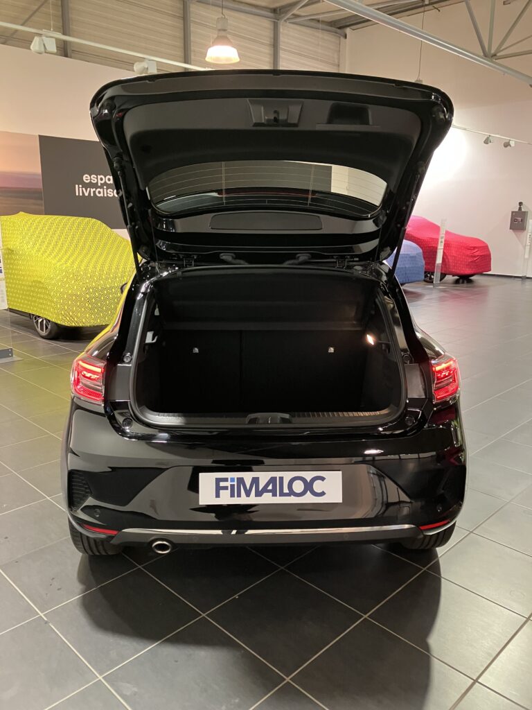 Leasing voiture professionnel Renault Clio accessible auto entrepreneur, société sans bilan jeune entreprise avec FIMALOC Toulouse Occitanie