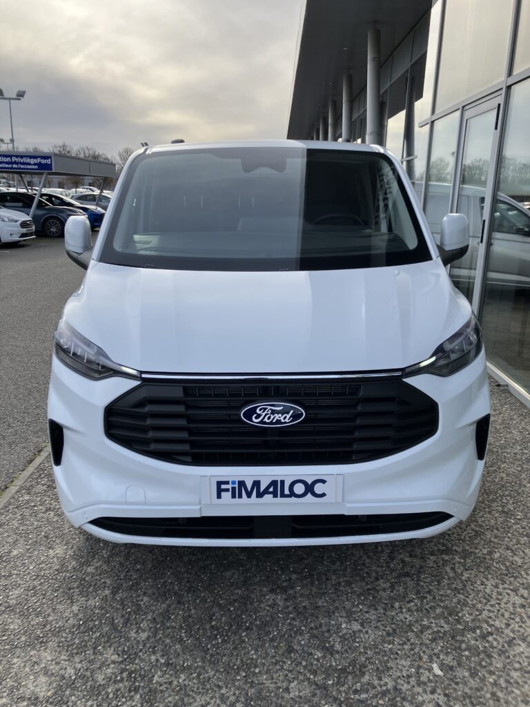 Leasing utilitaire professionnel FORD CUSTOM RENAULT TRAFIC accessible auto entrepreneur, société sans bilan jeune entreprise avec FIMALOC à Toulouse et en Occitanie