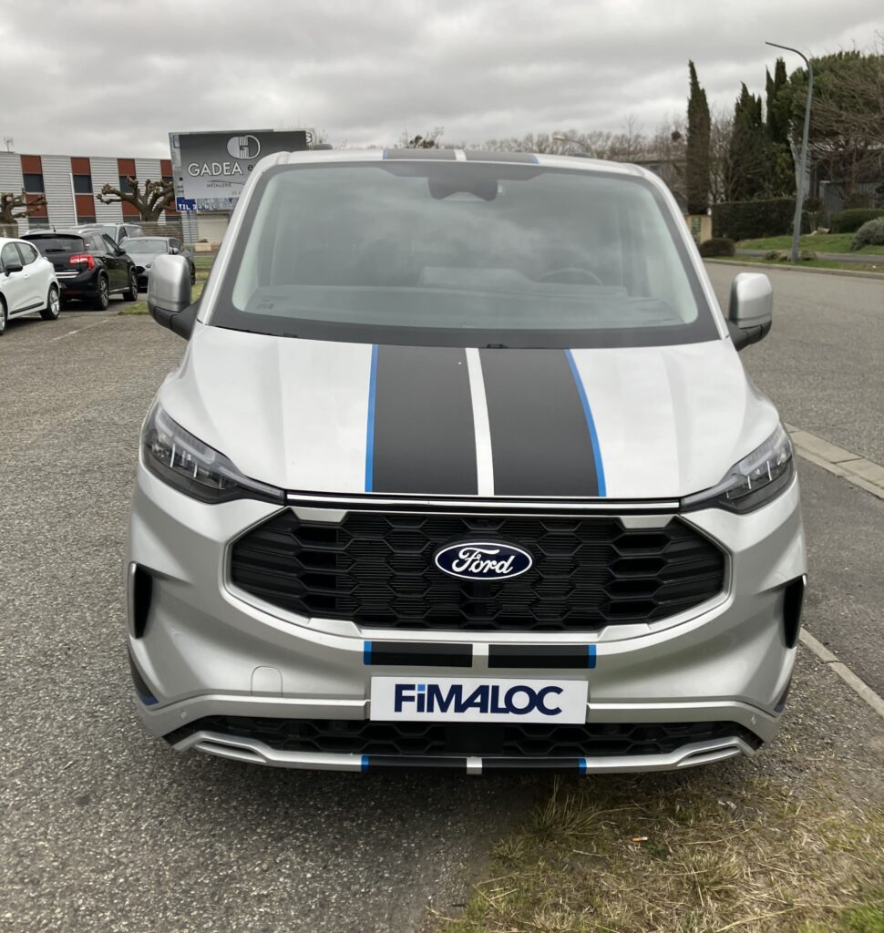 location camion frigorifique Ford Custom – fourgon réfrigéré en leasing professionnel avec FIMALOC occitanie à Toulouse, Montpellier, Nîmes, Perpignan - face avant