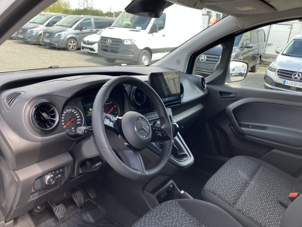 Leasing professionnel véhicule utilitaire, tourisme, société. Accessible autoentrepreneur, société sans bilan jeune entreprise, avec FIMALOC