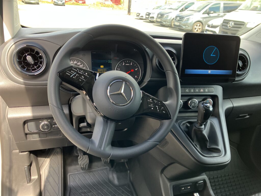 Leasing professionnel véhicule utilitaire, tourisme, société. Accessible autoentrepreneur, société sans bilan jeune entreprise, avec FIMALOC