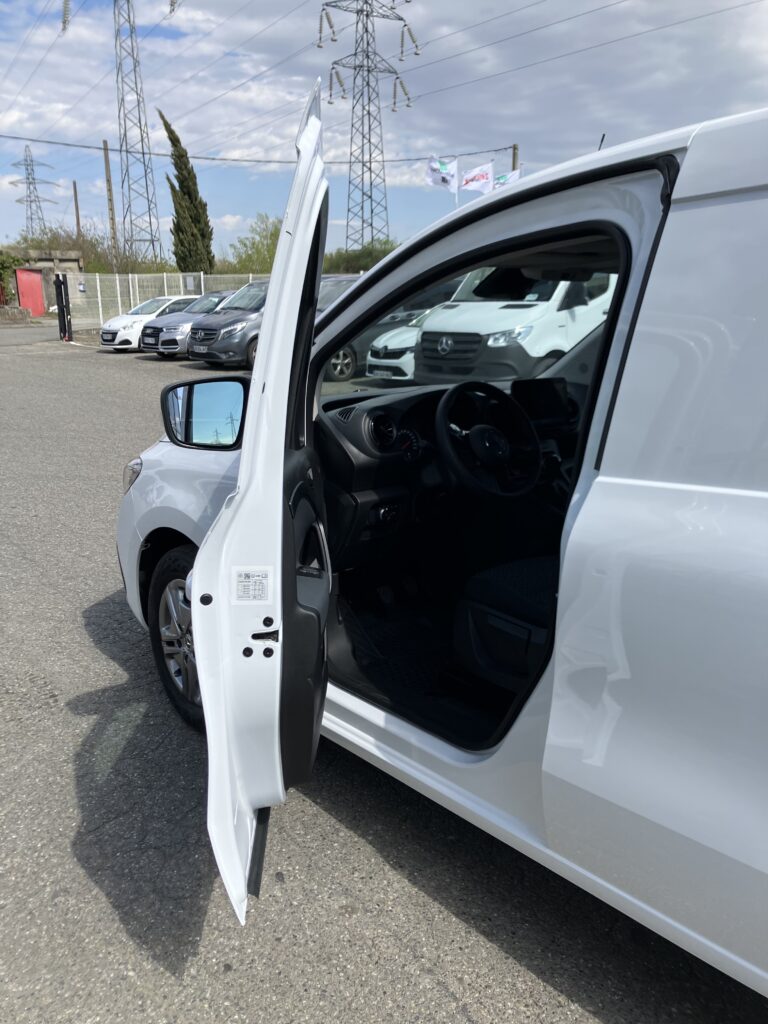 Leasing professionnel véhicule utilitaire, tourisme, société. Accessible autoentrepreneur, société sans bilan jeune entreprise, avec FIMALOC