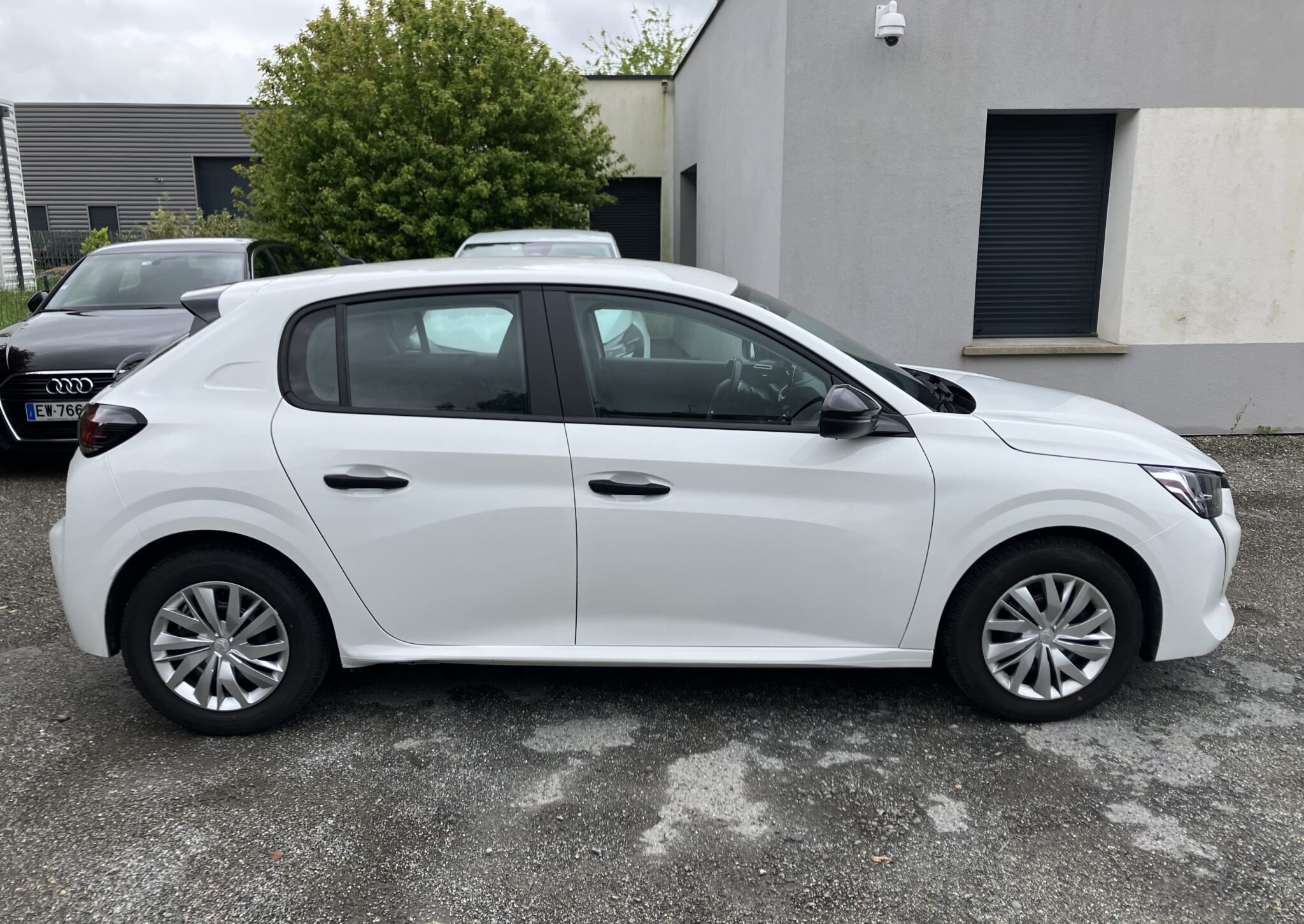 Leasing professionnel véhicule utilitaire, voiture de tourisme, voiture de société. Accessible autoentrepreneur, société sans bilan jeune entreprise, avec FIMALOC TOULOUSE