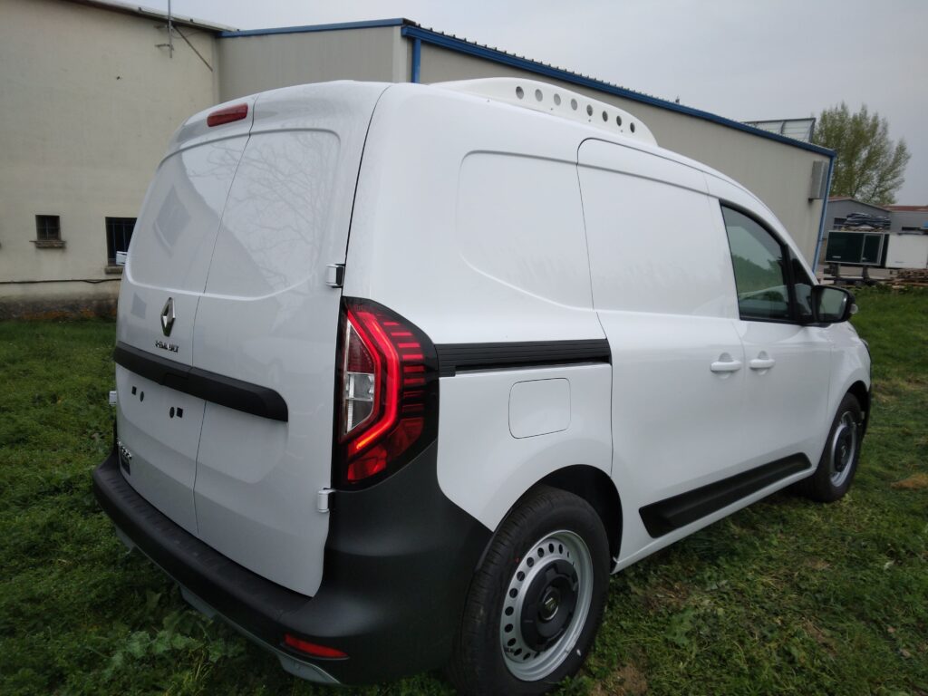 Renault Kangoo Van utilitaire frigorifique – fourgon réfrigéré en leasing professionnel avec FIMALOC occitanie à Toulouse, Montpellier, Nîmes, Perpignan - arrière